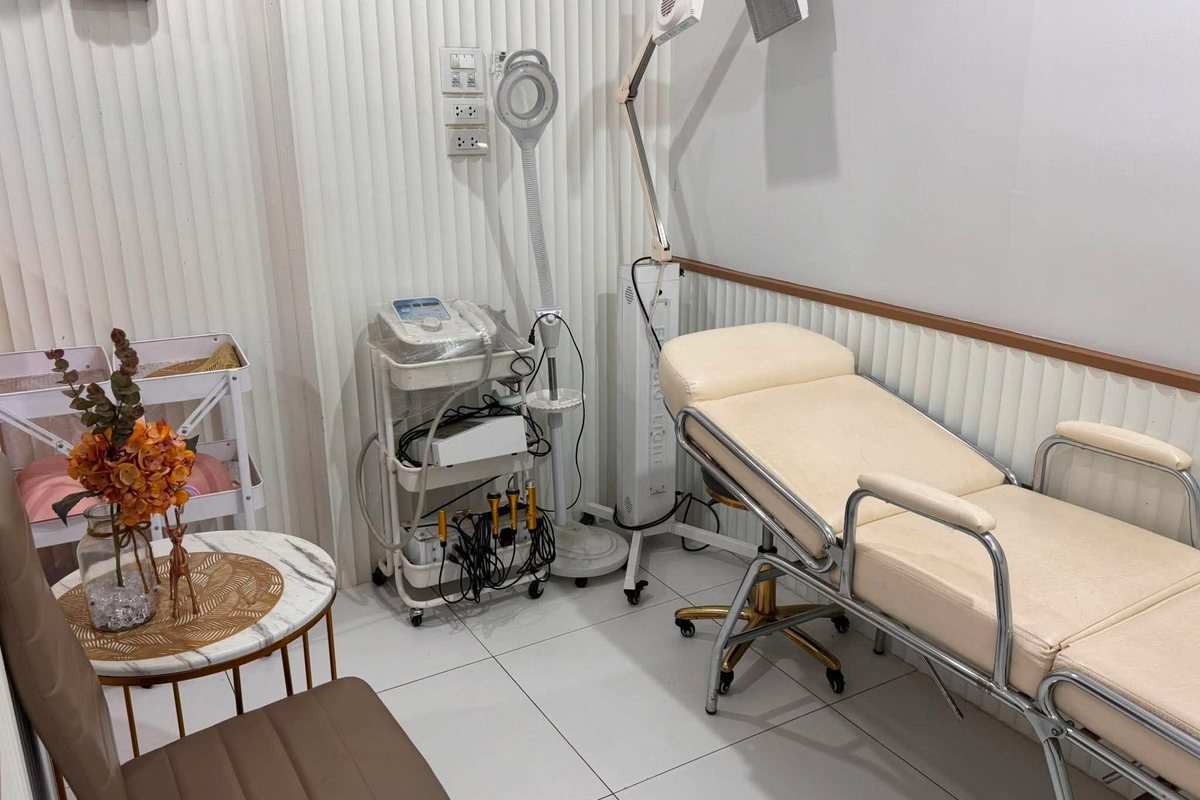 ห้องดูแลผิวพรรณ WELLSKIN คลินิกแพทย์อภิเดช อรัญประเทศ
